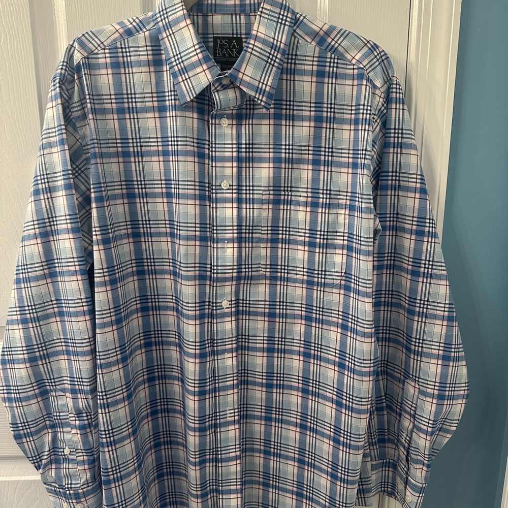 Men’s casual shirt